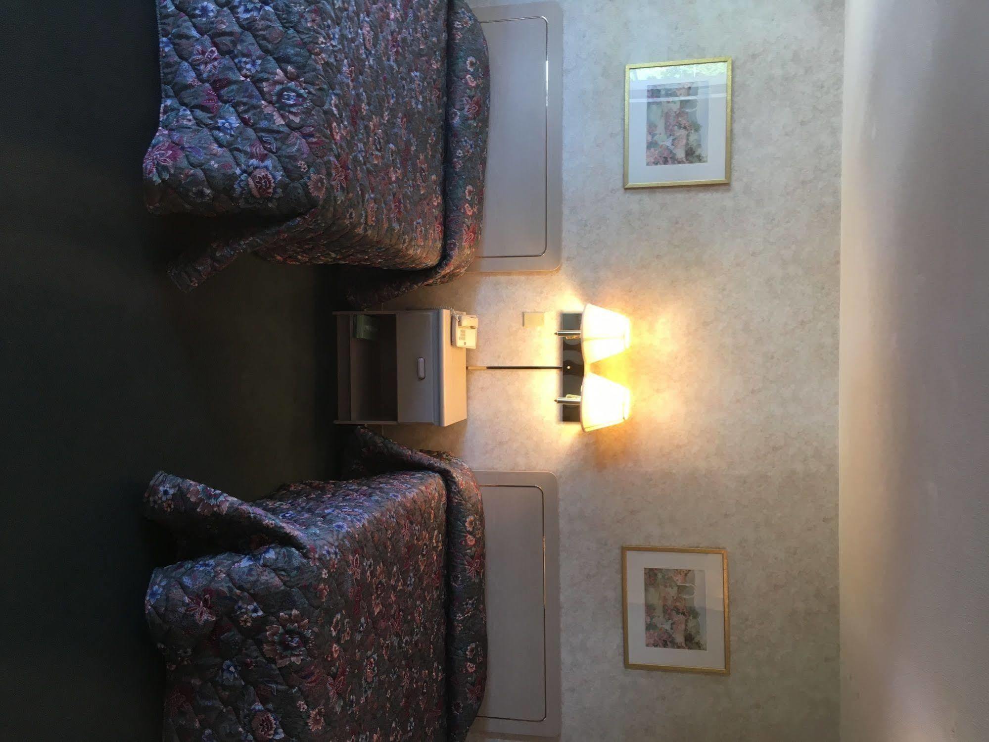 The Springwater Inn Ithaca Exteriör bild